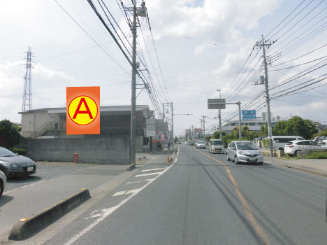 桶川市・県道164号線（旧中山道）桶川市役所入口交差点付近