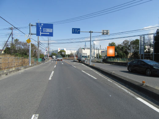 八潮市・県道54号西袋交差点手前B