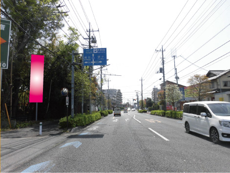 緑区・東浦和駅（北）交差点手前