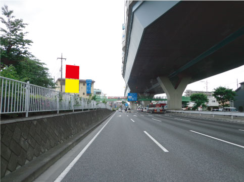 中央区・新大宮バイパス(R17号)上峰交差点手前 中央区・新大宮バイパス(R17号)上峰交差点手前