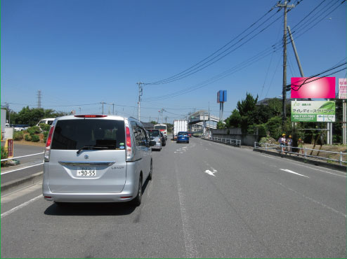 春日部市・イオンモール春日部16号手前 春日部市・イオンモール春日部16号手前