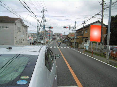 富士見市・県道266号 関沢 ベルクそば