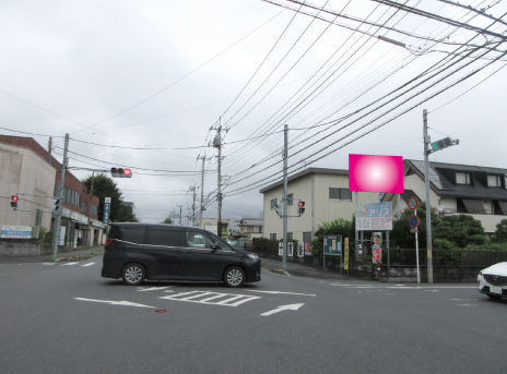 入間市・いちょう通り(セブンイレブン入間宮ノ台店先) 入間市・いちょう通り(セブンイレブン入間宮ノ台店先)
