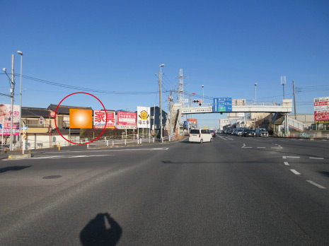 狭山市・R16上奥富（中）交差点川越方面