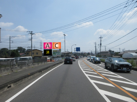 狭山市・ 県道397号線上奥富(中)交差点手前 狭山市・ 県道397号線上奥富(中)交差点手前