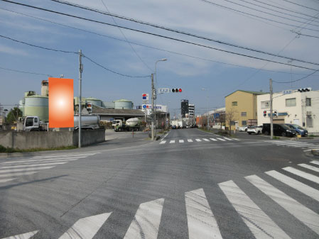 八潮市・県道102八潮市浮塚西交差点 八潮市・県道102八潮市浮塚西交差点